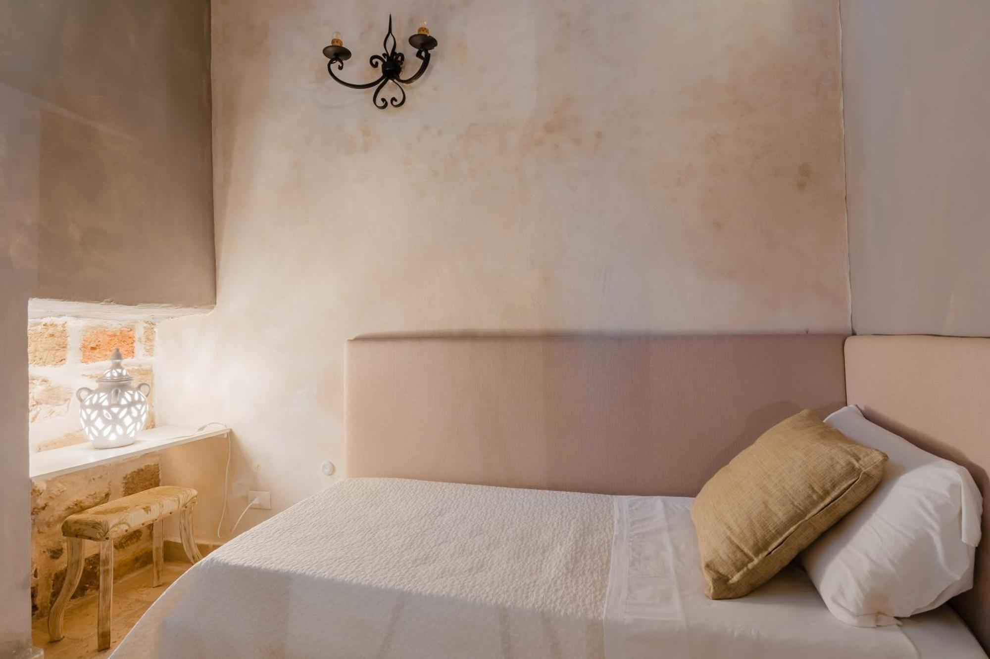 לינה וארוחת בוקר גאליפולי Relais La Casa Del Poeta מראה חיצוני תמונה