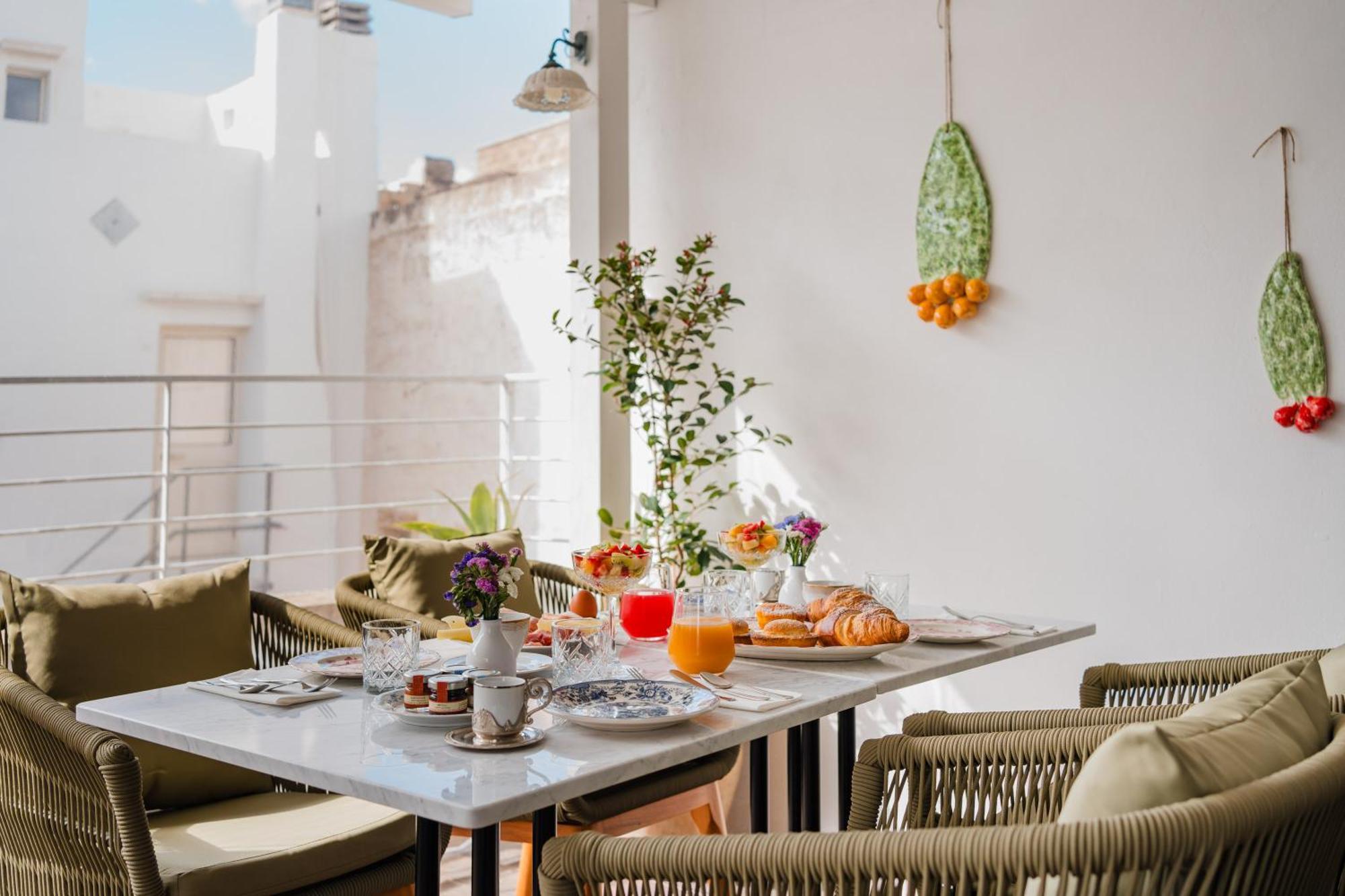 לינה וארוחת בוקר גאליפולי Relais La Casa Del Poeta מראה חיצוני תמונה
